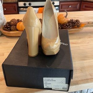 Alice and Olivia heels